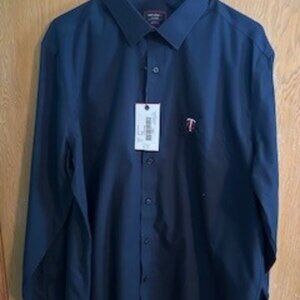 Minnesota Twins Untuckit Button Down Shirt